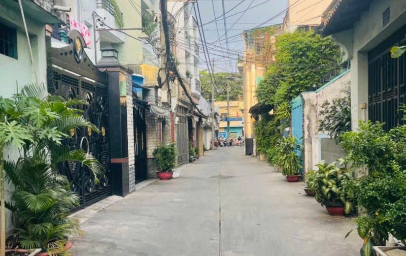 ÂU CƠ - PHÚ TRUNG - TÂN PHÚ - GIÁP Q11 - TÂN BÌNH - NHÀ ĐẸP - HẺM XE HƠI - 68M2 (6x12) 2 TẦNG - 3PN - CHỈ 7,85 TỶ CÒN TL