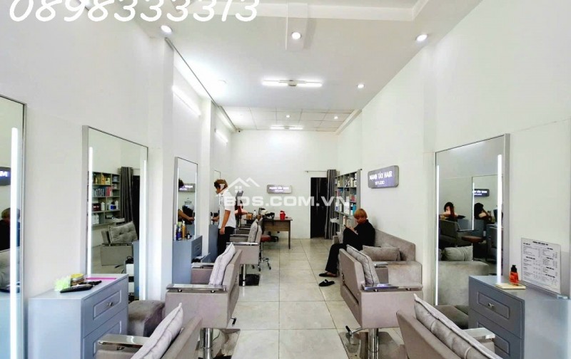 Bán nhà Mặt tiền 141 Kênh Tân Hóa, Phường Hòa Thạnh, Quận Tân Phú chỉ 5 tỷ nhỉnh