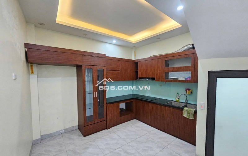 BÁN NHÀ CHÍNH CHỦ TỰ XÂY – NGÕ RỘNG – CÁCH Ô TÔ TRÁNH 10M – GẦN AEON LONG BIÊN – GIÁ CHỈ 5.X TỶ