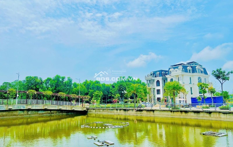 Cần bán 90m2 đất Khu đô thị biển  Hải Hòa, Nghi Sơn,TH đường 17.5m giá chỉ 2Tỷ090. LH 0969 346 836