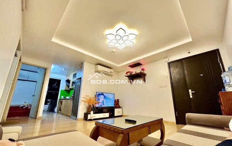 CHCC Screc Tower, Trường Sa, Q3: 73m2, 2p ngủ + có Nt giá 13tr/th