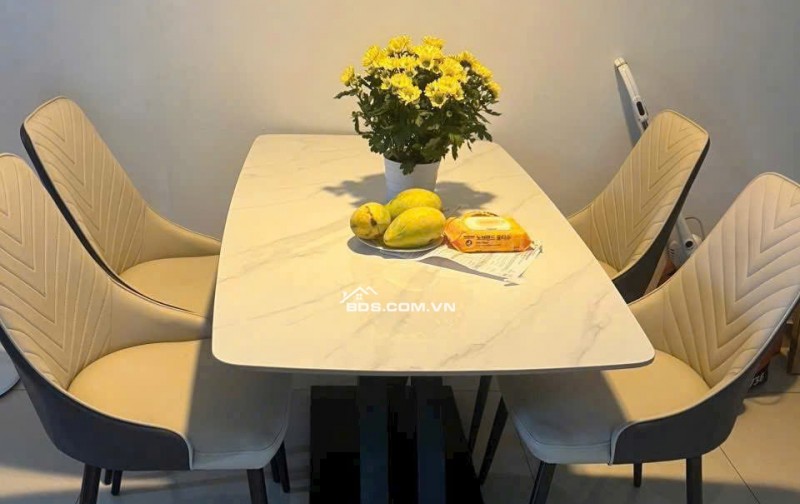 Chung cư Satra Eximland, Phan Đăng Lưu, PN: 93m2, 2p ngủ, đầy đủ NT, 18tr/th.