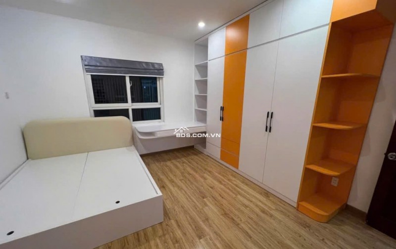 Chung cư Melody, 869 Âu cơ, Tân Phú: 78m2, 2p ngủ, 2wc, NT, 12tr/th