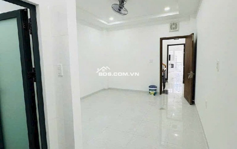 Nhà mới 3 tầng MT nội bộ Trần Văn Kiểu P10 Q6 (4x16) giá 8 tỷ 700