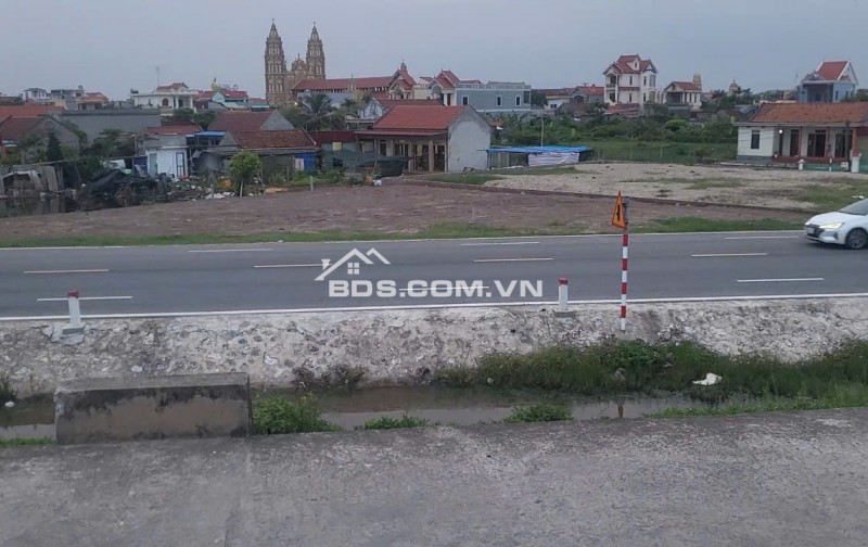 Cần bán 90m2 đất Khu đô thị biển  Hải Hòa, Nghi Sơn,TH đường 17.5m giá chỉ 2Tỷ090. LH 0969 346 836