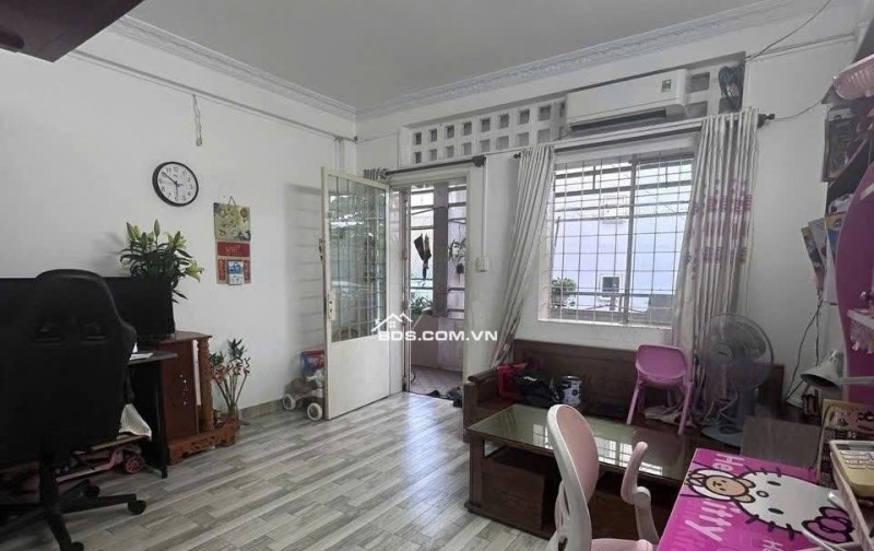 Chung cư 590, CMT8, Phường 11, Quận 3: 50m2,1p ngủ, Nt, 8tr/th