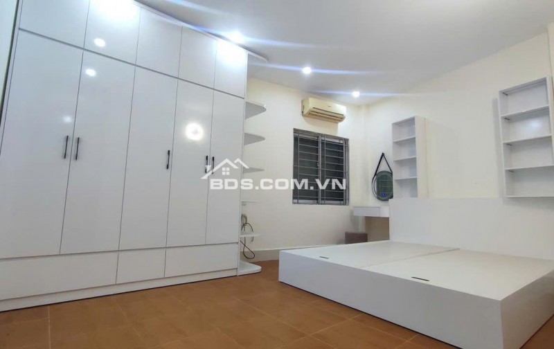 Bán Nhà Đẹp Mỗ Lao, DT 51m² x 4 Tầng, Giá Hơn 7 Tỷ!