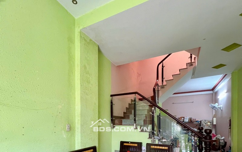 CẦN BÁN NHÀ HẺM XE HƠI LŨY BÁN BÍCH QUẬN TÂN PHÚ - 1 TRỆT 2 LẦU BTCT