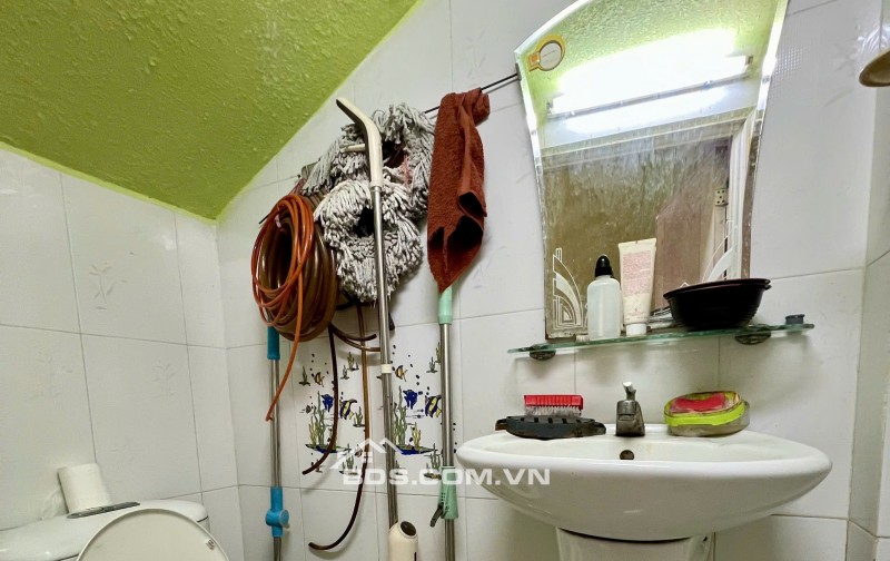 CẦN BÁN NHÀ HẺM XE HƠI LŨY BÁN BÍCH QUẬN TÂN PHÚ - 1 TRỆT 2 LẦU BTCT