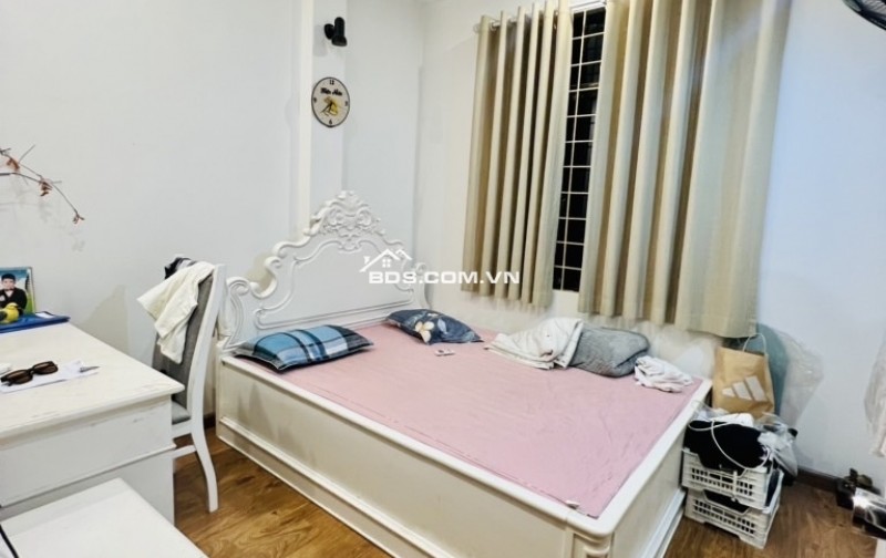 HỒ TÂY 40M NGÕ Ô TÔ VF3 ĐỖ CỬA 10M RA PHỐ 50M RA HỒ GIÁ 8 TỶ 9