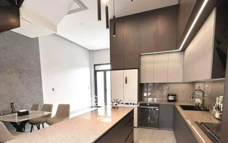 THANH TOÁN 1.5 TỶ NHẬN NHÀ 2 LẦU FULL NỘI THẤT-TT THỦ DẦU MỘT