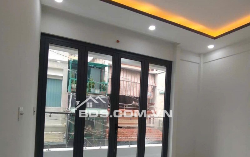 BÁN NHÀ HẺM XE HƠI ÂU DƯƠNG LÂN - NHÀ MỚI ĐẸP, VÀO Ở NGAY!