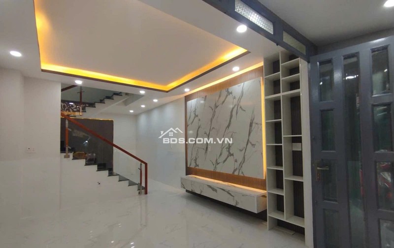 BÁN NHÀ HẺM XE HƠI ÂU DƯƠNG LÂN - NHÀ MỚI ĐẸP, VÀO Ở NGAY!