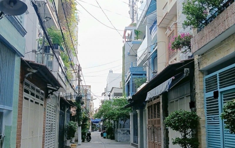 BÁN NHÀ HẺM XE HƠI ÂU DƯƠNG LÂN - NHÀ MỚI ĐẸP, VÀO Ở NGAY!