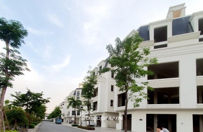 H Nhà YÊn Vĩnh 30m2, Sở hữu ngõ riêng, nông, thẳng tắp, sát vách khu đô thị Hinode