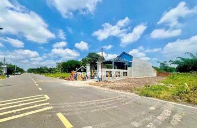 KD THUA LỖ BÁN GẤP 404M2 ĐẤT SẴN THỔ CƯ SÁT CHỢ, TRƯỜNG HỌC DÂN ĐÔNG MUA BÁN SẦM UẤT. GIÁ 160TR/SỔ