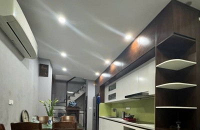 NHÀ _MỚI _ĐẸP _DÂN _XÂY_Ô TÔ ĐỖ CỬA_TẶNG FULL NỘI THẤT ĐẸP_ CHỈ CẦN XÁCH VALI VÀO Ở  