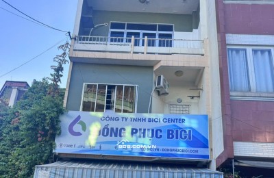 BÁN NHÀ MẶT TIỀN 132 ĐỖ QUANG, 46M 3 TẦNG 3PN3VS HƯỚNG ĐÔNG NAM. 6,9TỶ, LH 0905113070.