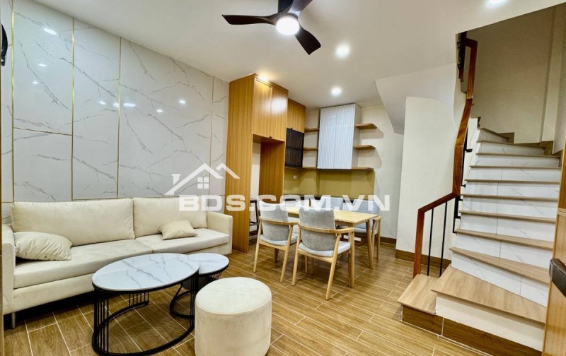 Nhà Đẹp Gần Phố, Khâm Thiên, Đống Đa 25m, 5 tầng, mt 3.9m, giá 6.7 tỷ