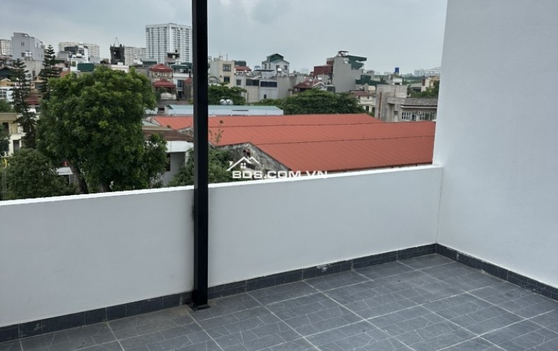  NHÀ MỚI KÍNH KOONG – MẶT TIỀN QUYỀN LỰC – THÔNG SỐ VÀNG – Ô TÔ VÀO NHÀ – SỔ HOA HẬU 