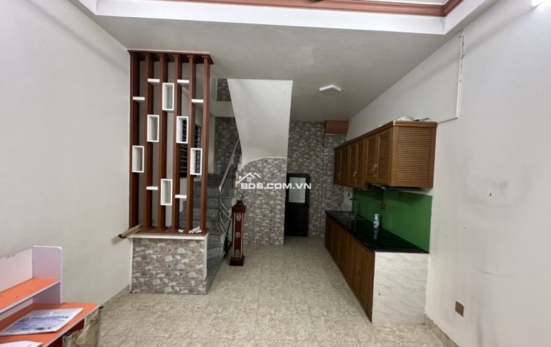 NHÀ ĐẸP, DỆN TÍCH RỘNG, GIÁ TỐT NGÕ RỘNG CỰC NÔNG – PHÚC LỢI LONG BIÊN