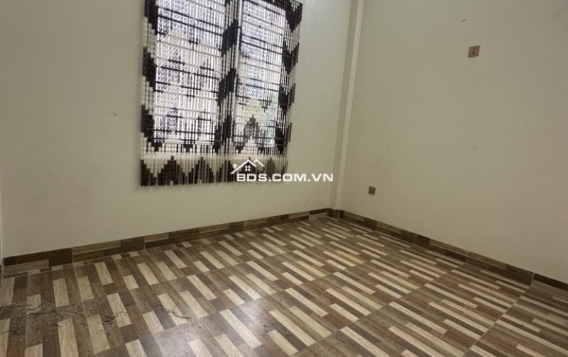 NHÀ ĐẸP, DỆN TÍCH RỘNG, GIÁ TỐT NGÕ RỘNG CỰC NÔNG – PHÚC LỢI LONG BIÊN