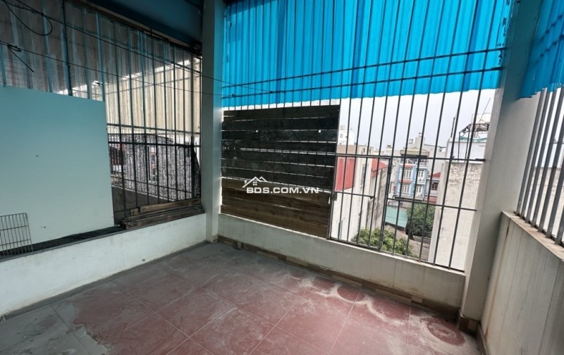 NHÀ ĐẸP, DỆN TÍCH RỘNG, GIÁ TỐT NGÕ RỘNG CỰC NÔNG – PHÚC LỢI LONG BIÊN