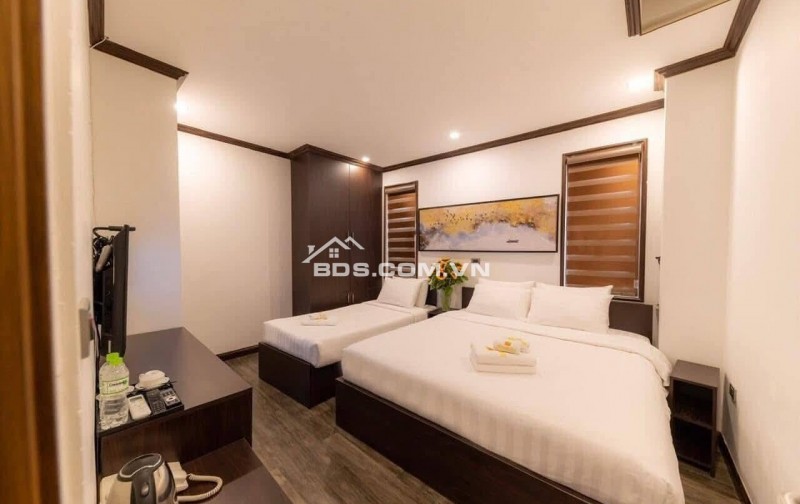 Bán Nhà Phố Cổ Đào Duy Từ, Hoàn Kiếm 78m, 5 tầng, mt 5.3m, giá 78 tỷ.