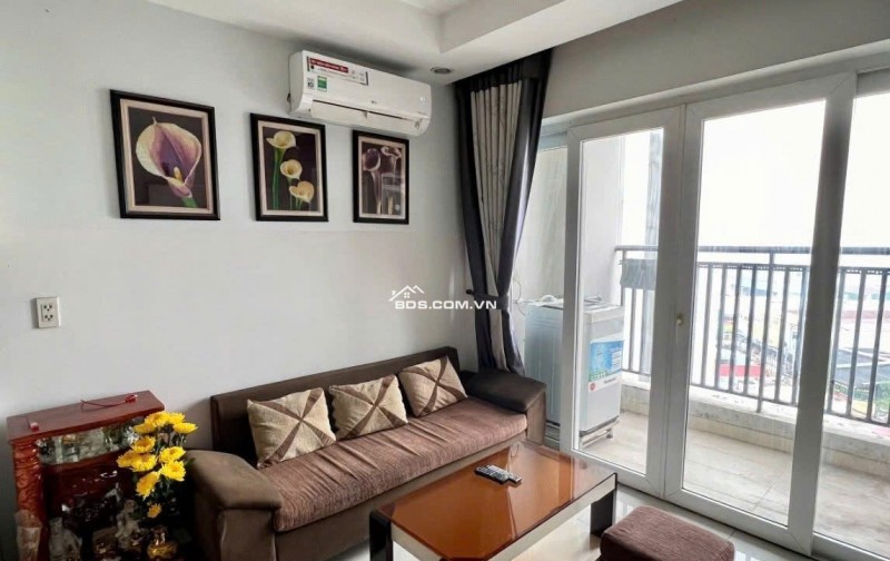 Chung cư Bàu cát,p10,Tân BÌnh: 83m2m2, 2p ngủ, 2wc,NT,11tr/th, NHÀ MỚI.