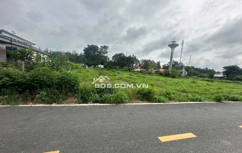 Cần Bán Gấp Lô Đất 150m2 Gần Trường, Chợ Giá Chỉ 400tr