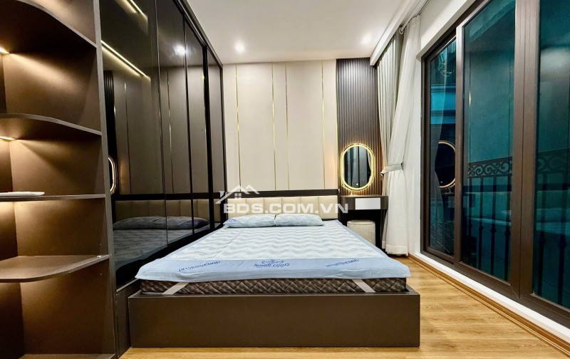 Bán Nhà Gần Phố, Kim Hoa, Đống Đa 38m, 4 tầng, mt 4.1m, giá 11.8 tỷ.