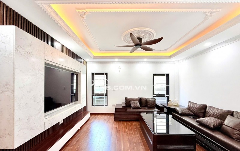 BÁN NHÀ MỚI 6 TẦNG – THANG MÁY – LƯU PHÁI, THANH TRÌ