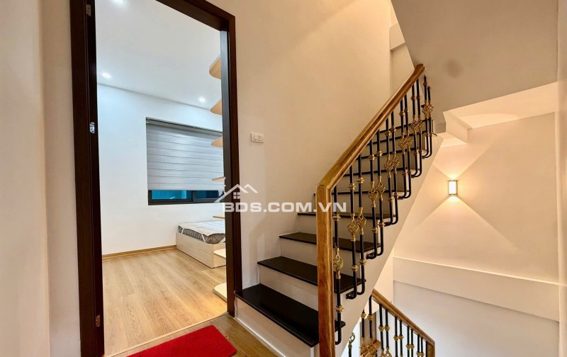 Bán Nhà Gần Phố, Kim Hoa, Đống Đa 38m, 4 tầng, mt 4.1m, giá 11.8 tỷ.