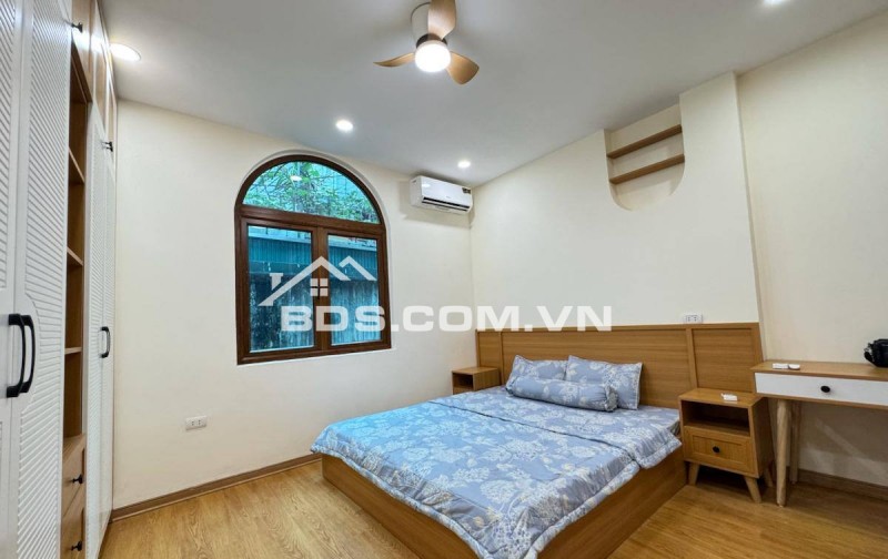 Nhà Đẹp Gần Phố, Khâm Thiên, Đống Đa 25m, 5 tầng, mt 3.9m, giá 6.7 tỷ