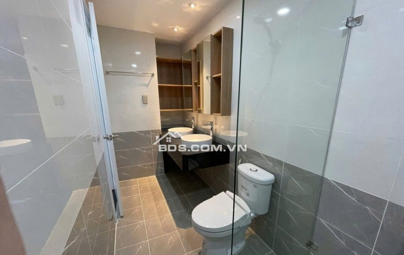 PN-Techcons, Hoa Sứ, Phú Nhuận: 90m2, 18tr/tháng, 2p ngủ, 2wc, Nội thất.