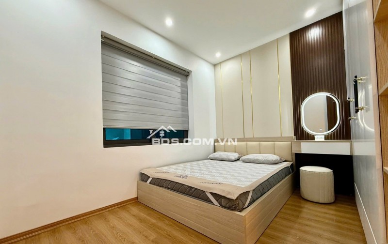 Bán Nhà Gần Phố, Kim Hoa, Đống Đa 38m, 4 tầng, mt 4.1m, giá 11.8 tỷ.