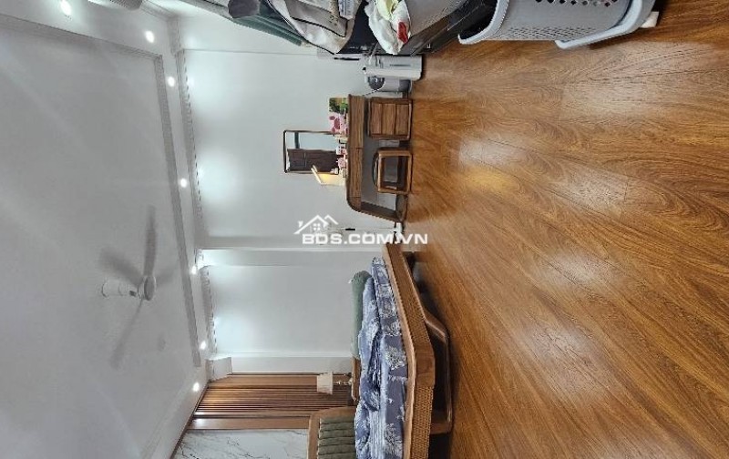 Cần Bán Nhà Kim Ngưu : Ngõ Thông - Ô Tô - Kinh Doanh - Full Nội Thất