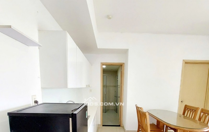 Chung cư Hoa Sen, Lạc Long Quân,Q11: 79m2, 2p ngủ,11tr5/tháng