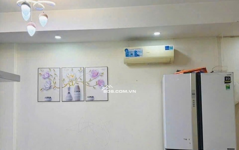 10A Trần Nhật Duật, Quận 1: 74m2,1p ngủ, NT, 10tr5/th, Căn Góc.