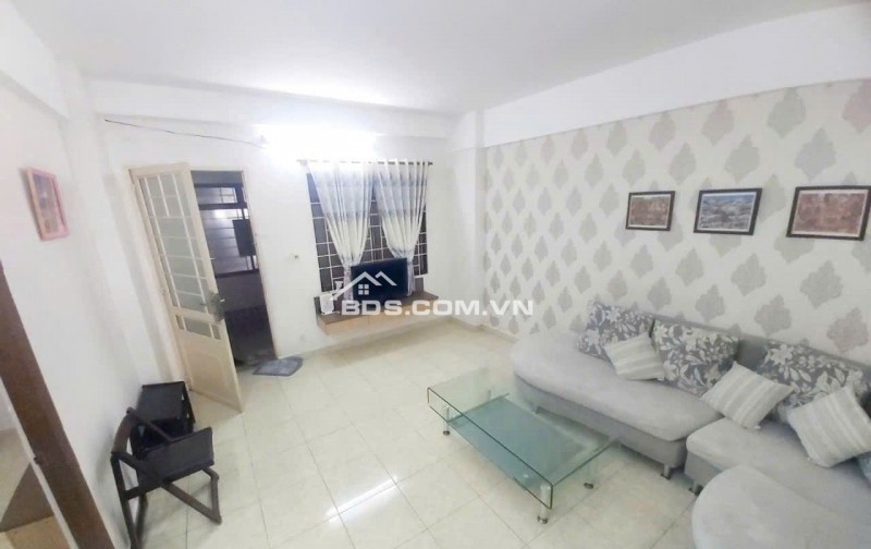 Chung cư 10A Trần Nhật Duật, Tân Định, Q1,70m2, 2PN, nội thất 11tr5/th