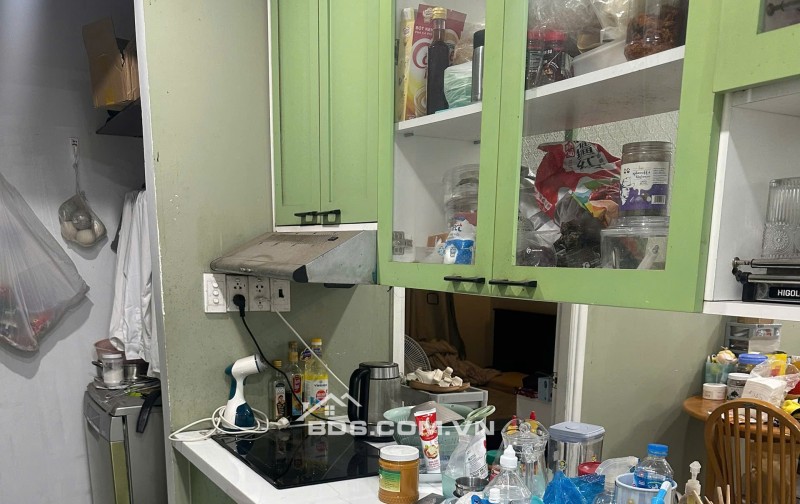 Chung cư Screc , P12, Q3, CĂN GÓC , 2PN, 2WC, 85m2, giá 13tr/tháng.