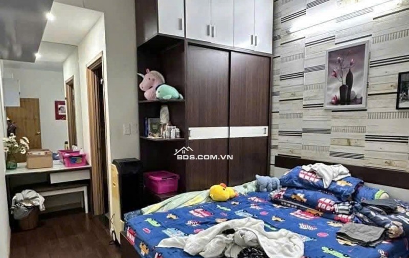 Chung cư Bàu cát,p10,Tân BÌnh: 83m2, 2p ngủ,2wc,NT,11tr/th