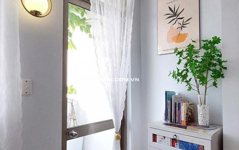 Chung cư Screc , P12, Q3, nội thất, 2p, 2wc, 85m2, giá 13tr/th. Nội thất