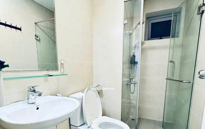 Căn hộ Oriental Plaza, Âu Cơ, Tân Phú: 11tr5/th,2p ngủ, 75m2, NT