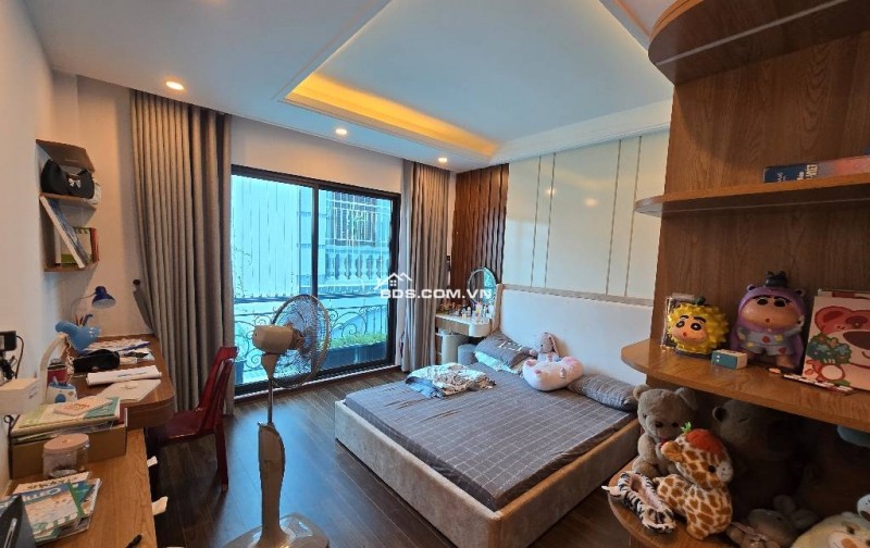 Nhà Mỹ Đình dân xây 35m2, 5 tầng, chào 6,5  tỷ có thương lượng