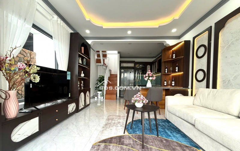 BÁN NHÀ MÊ HẺM XE HƠI NÉ NHAU 181 QUANG TRUNG MẶT TIỀN
 Nhà mê kiên cố - thiết kế hiện đại - Full nội  thất : 1 PK - 1 Bếp - 2 PN - sân đậu xe