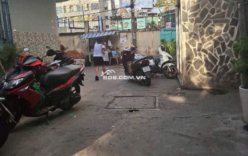 Bán Nhà Lâm Văn Bền Giá Rẽ 4,5 Tỷ 4x14 Hẻm Oto