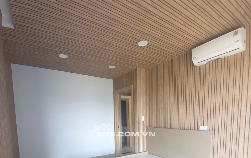Bán căn hộ 2PN 2WC diện tích 65m2 căn góc, nhà full nội thất đang có HĐ thuê - Tổng giá chỉ 4.550T