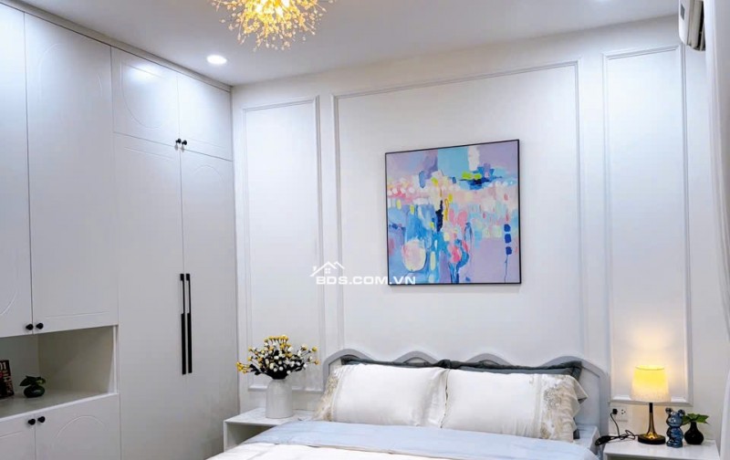 Chủ nhà cần tiền bán gấp! Giá siêu tốt. Tầng 2 siêu hiếm giá nhỉnh 3 tỷ tại Bách Khoa