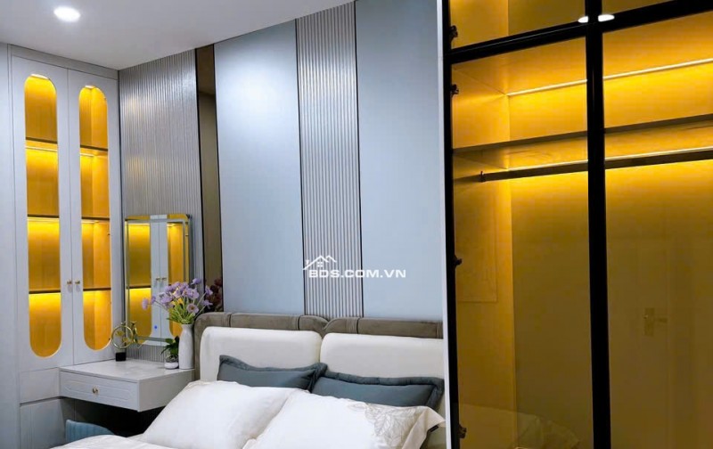 Chủ nhà cần tiền bán gấp! Giá siêu tốt. Tầng 2 siêu hiếm giá nhỉnh 3 tỷ tại Bách Khoa